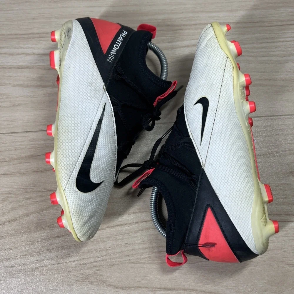 Nike good preowned